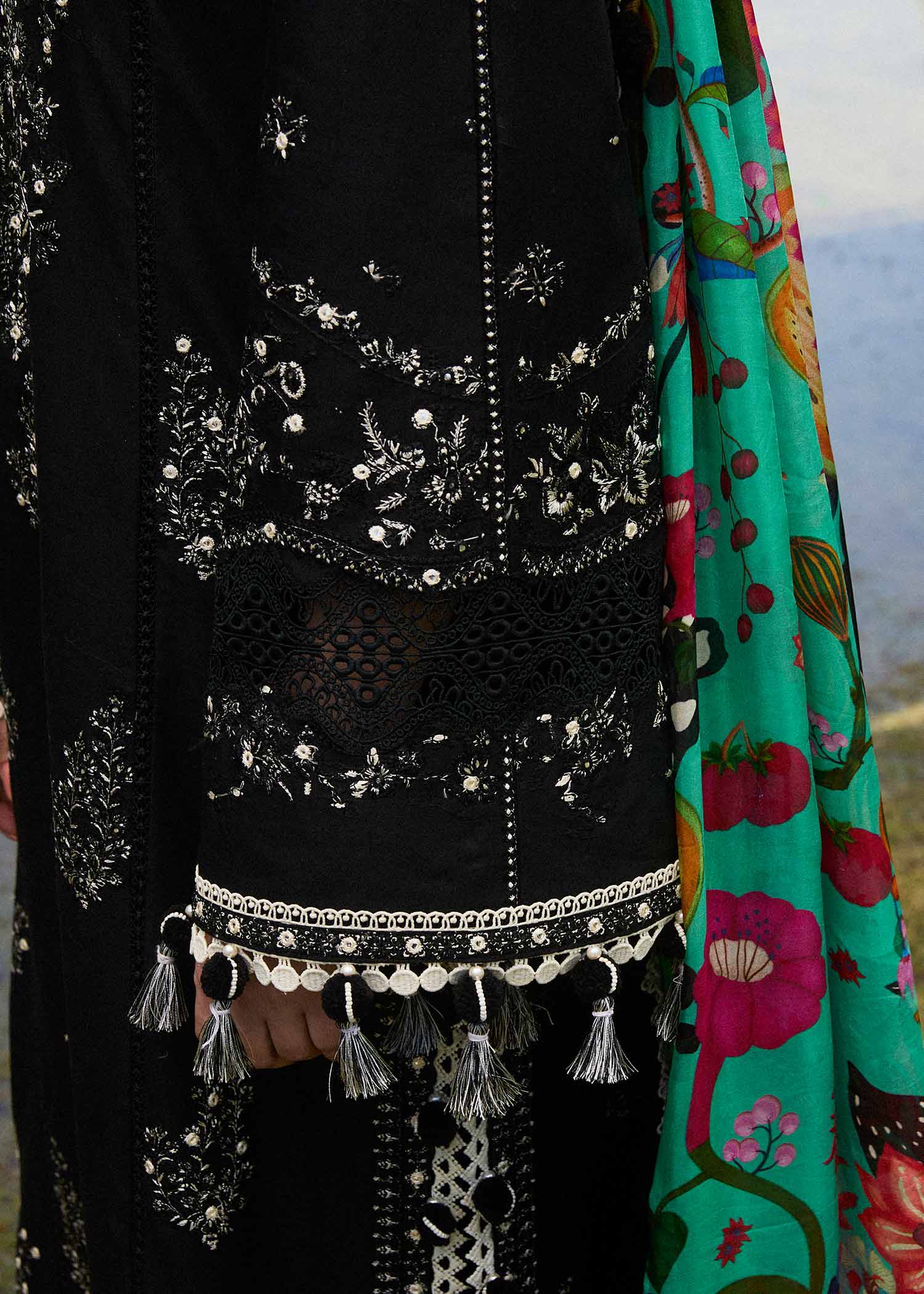 Hussain Rehar S/S Lawn`24 (Rave)