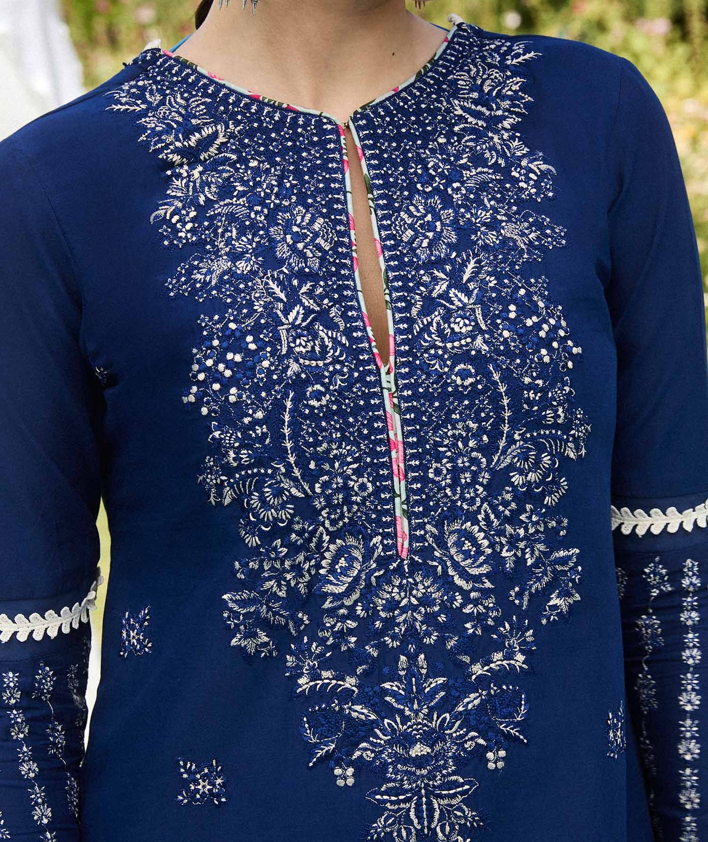 Hussain Rehar S/S Lawn`24 (Cyan)