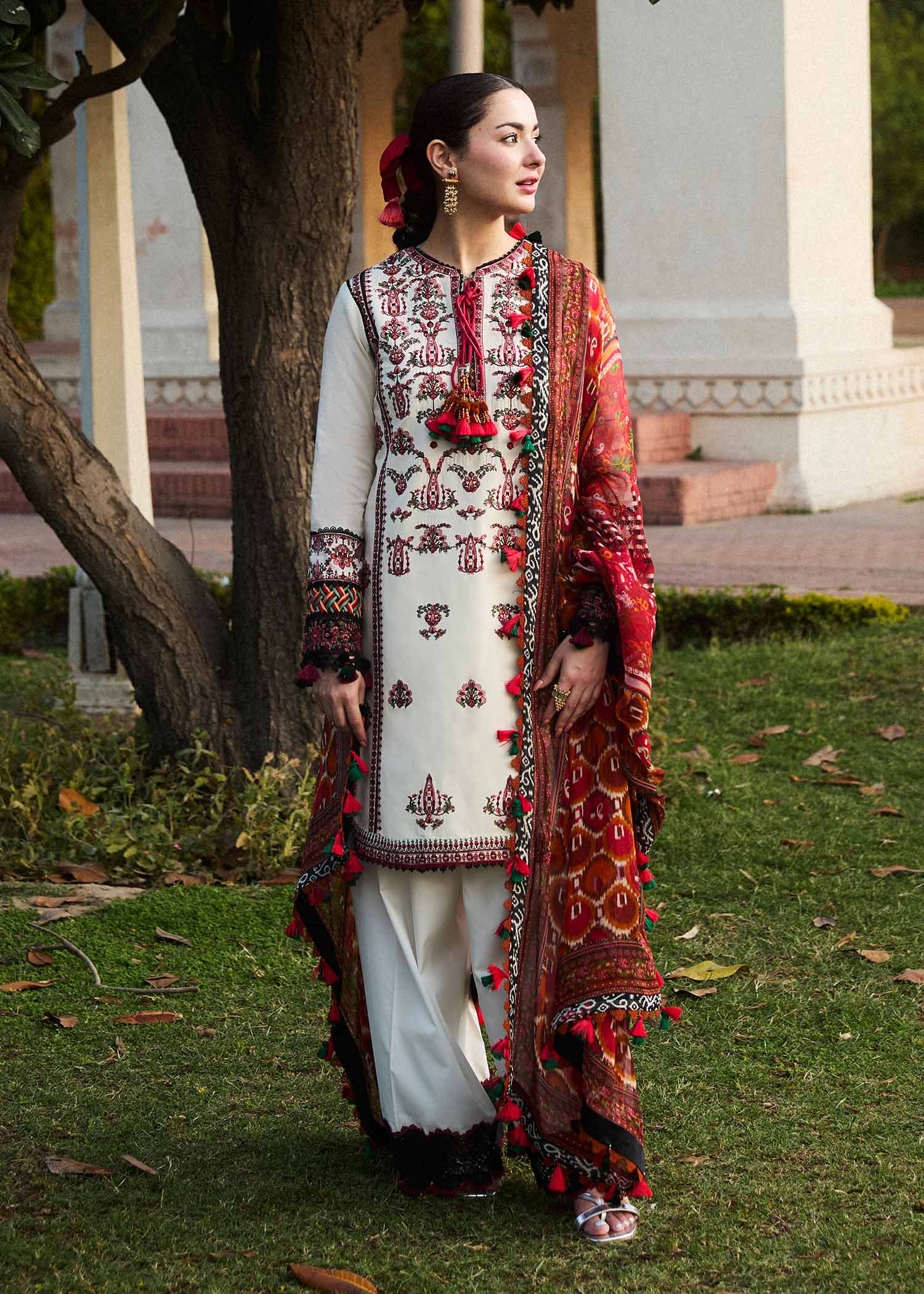 Hussain Rehar S/S Lawn`24 (Fawn)