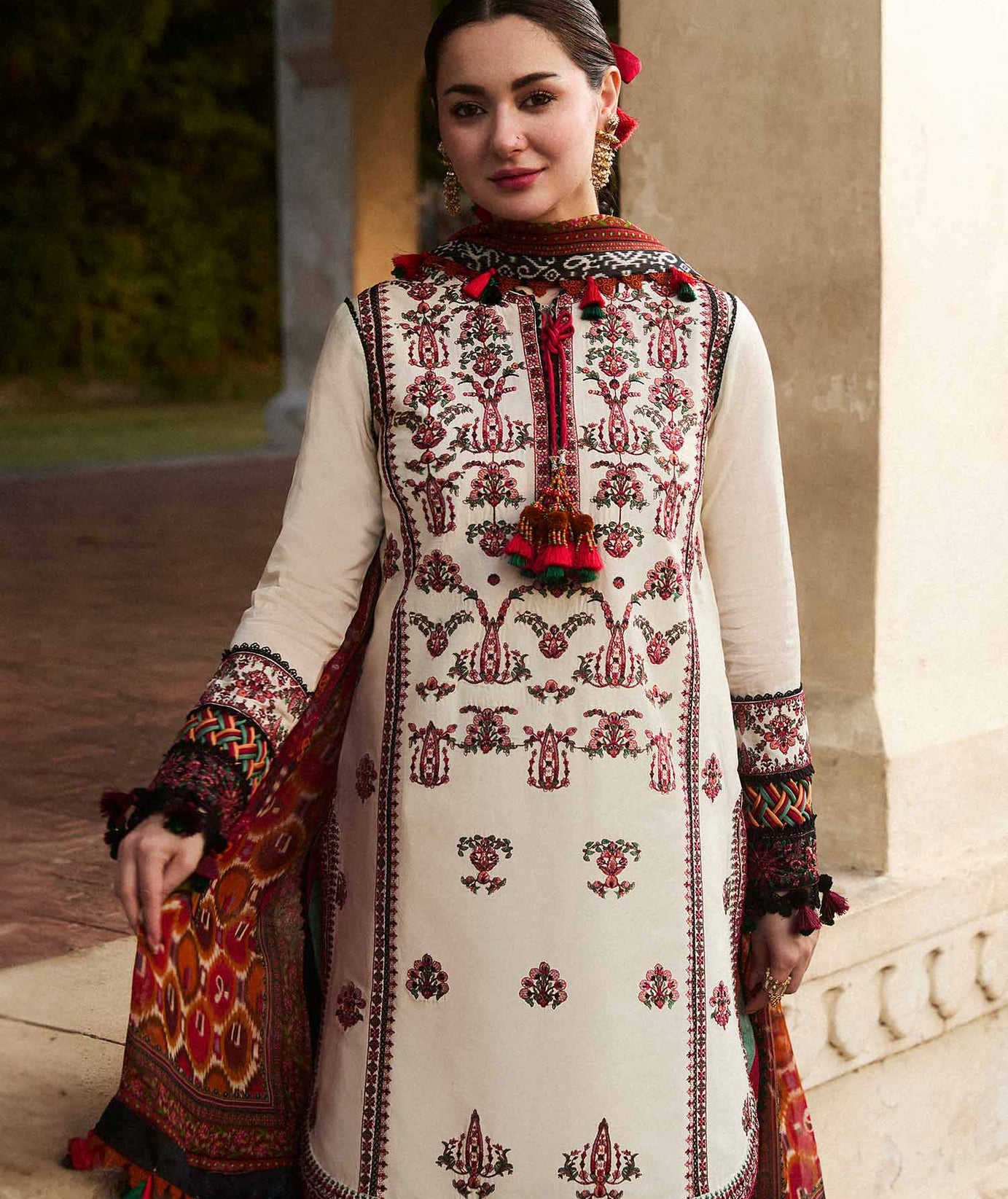 Hussain Rehar S/S Lawn`24 (Fawn)
