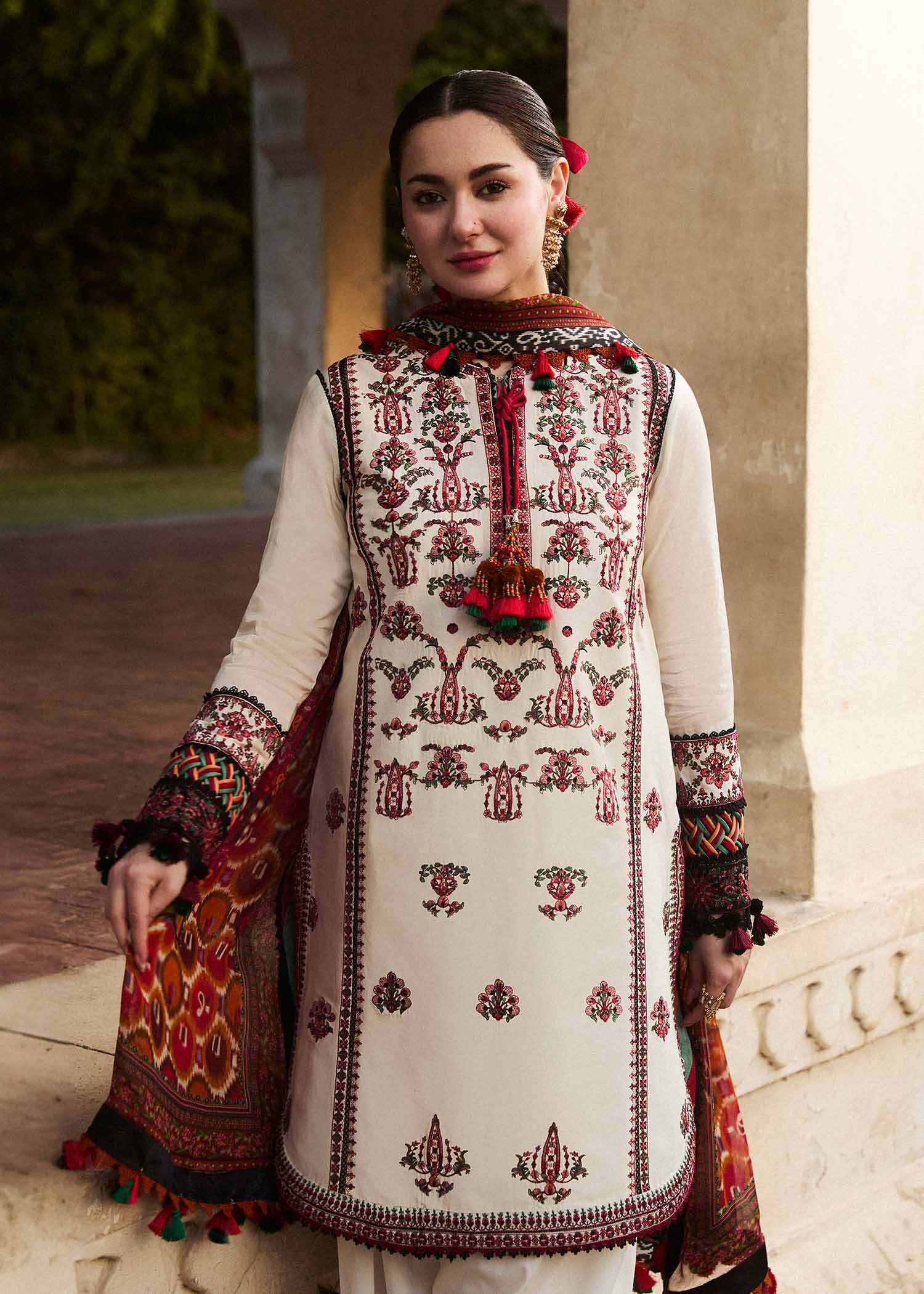 Hussain Rehar S/S Lawn`24 (Fawn)