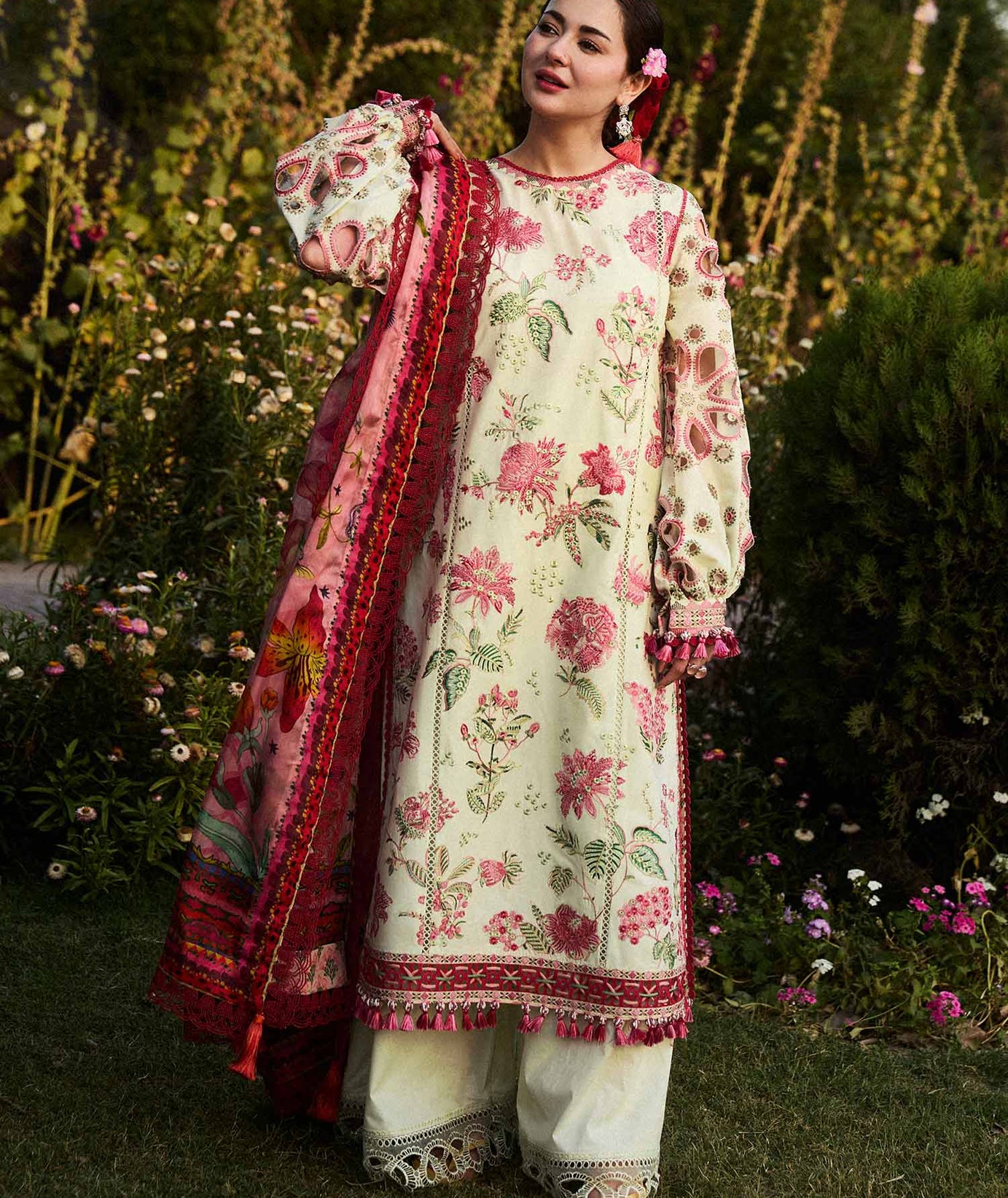 Hussain Rehar S/S Lawn`24 (Gleam)