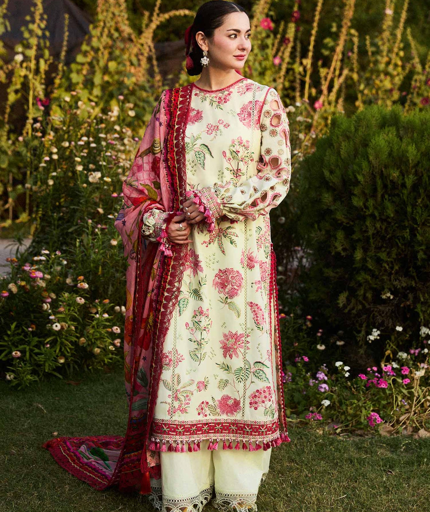Hussain Rehar S/S Lawn`24 (Gleam)