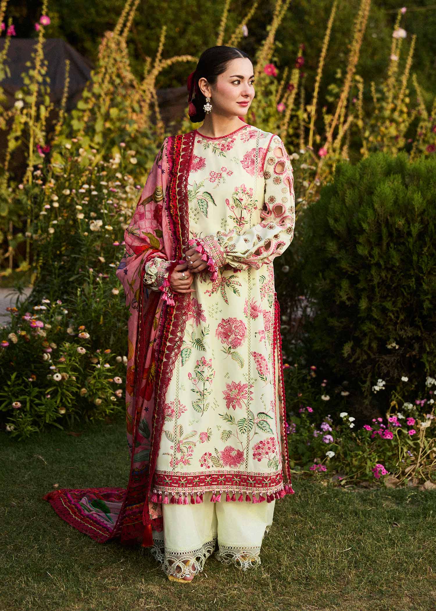 Hussain Rehar S/S Lawn`24 (Gleam)