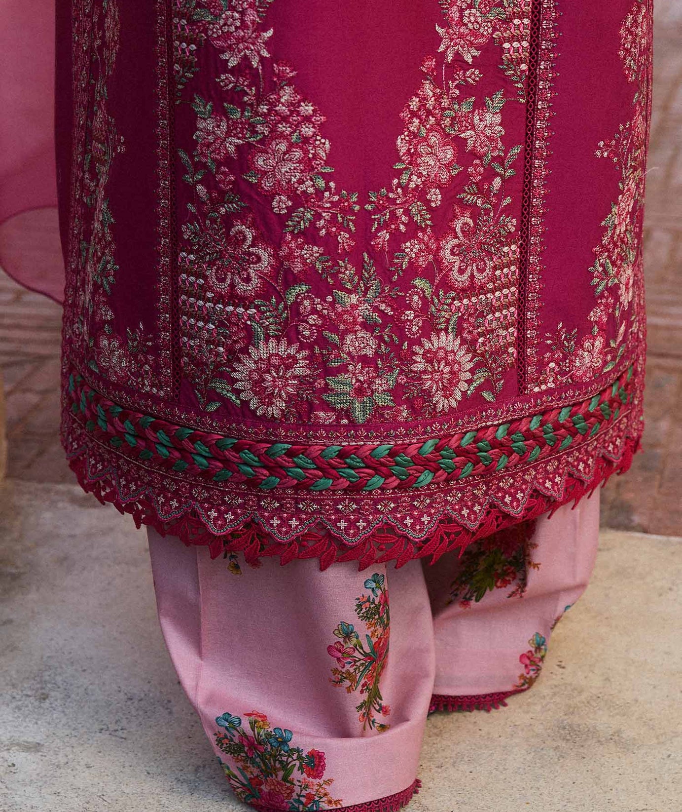 Hussain Rehar S/S Lawn`24 (Bliss)