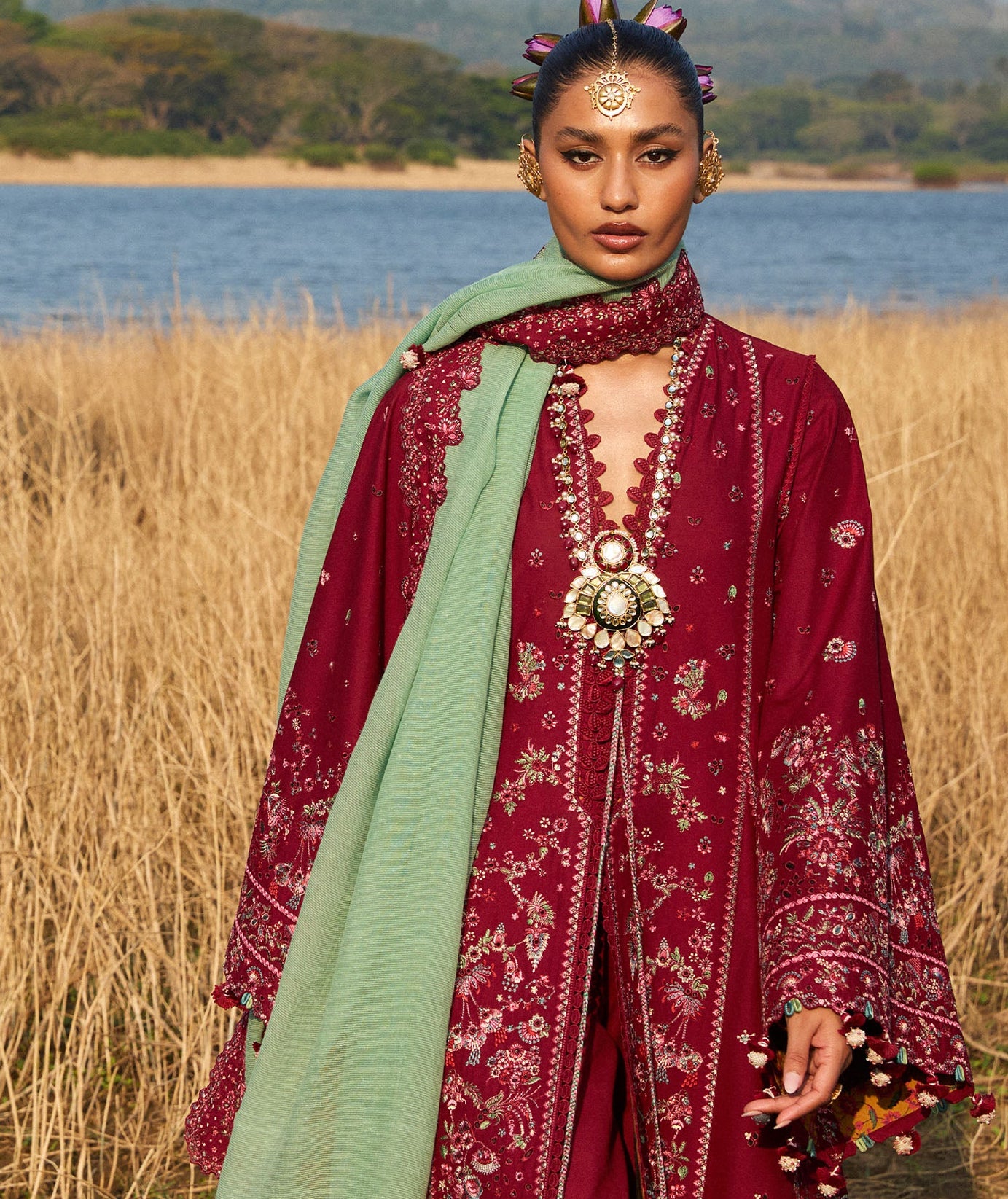 Hussain Rehar Luxury Lawn`25 (Mahogany)