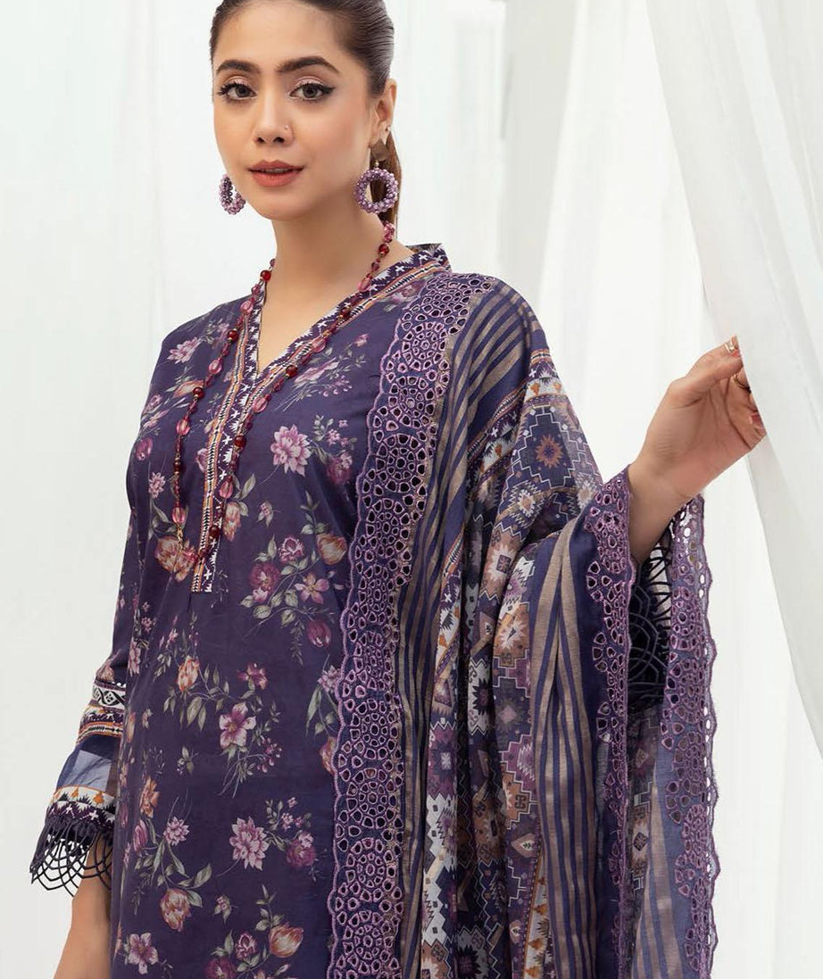 RA Mahees Tilla Lawn`23 V#6 D#10