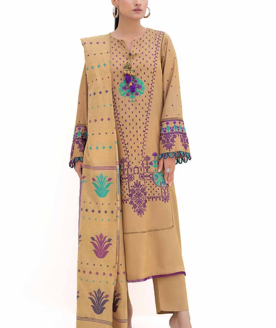 Gul Ahmed Winter'24 MJ#42057