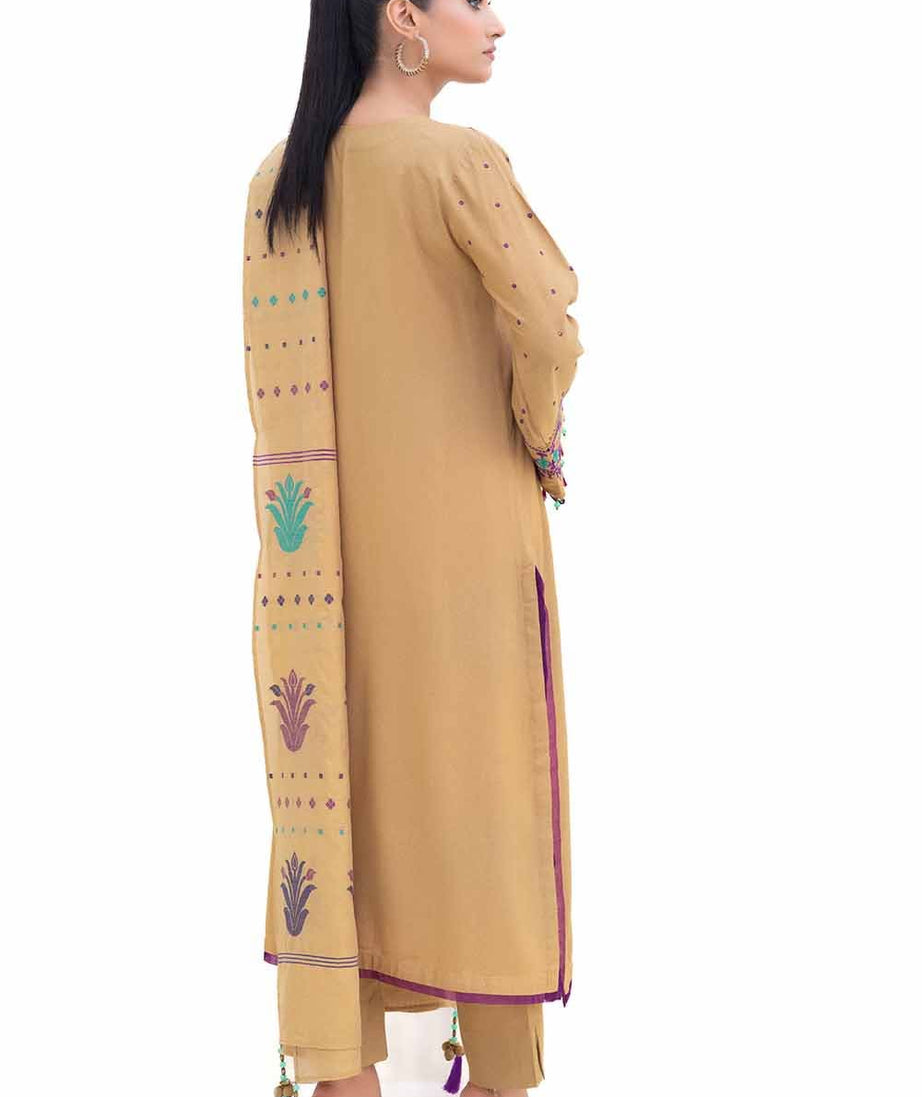 Gul Ahmed Winter'24 MJ#42057