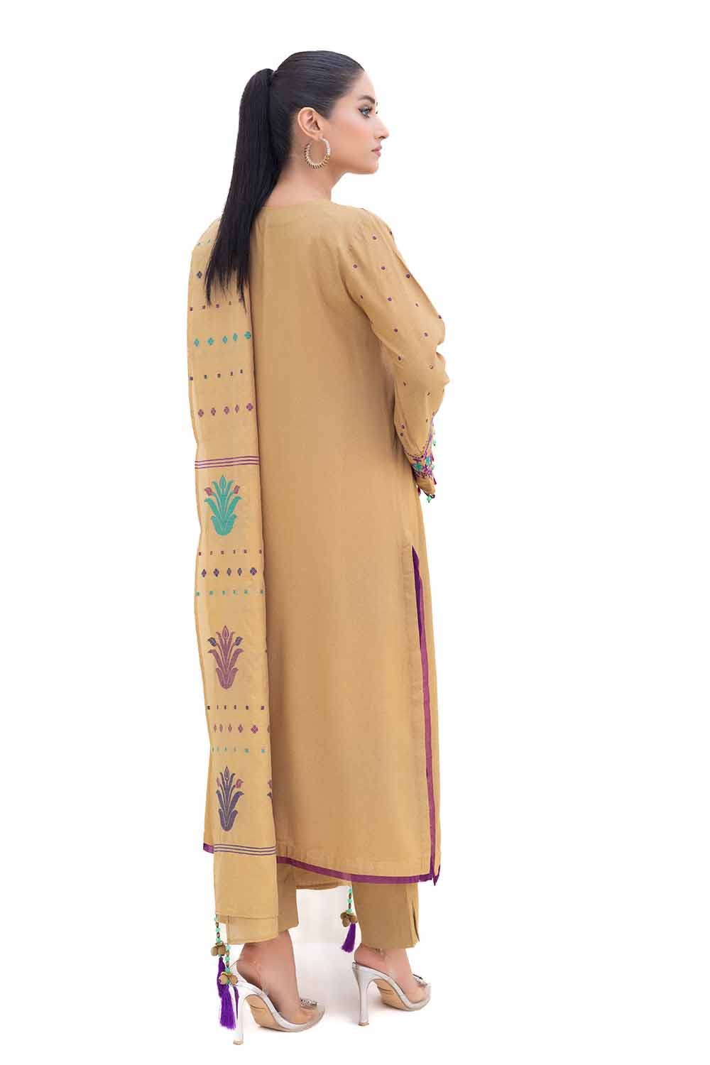 Gul Ahmed Winter'24 MJ#42057