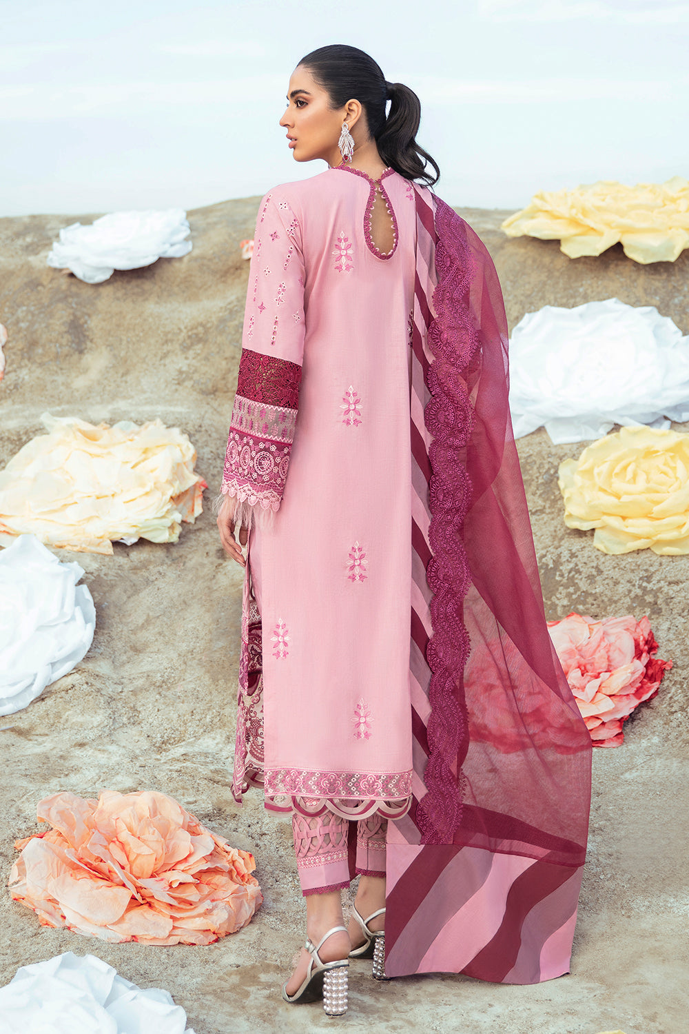 Faixa Faisal By Ittehad Luxury Lawn'22 LL#08 MUMTAZ
