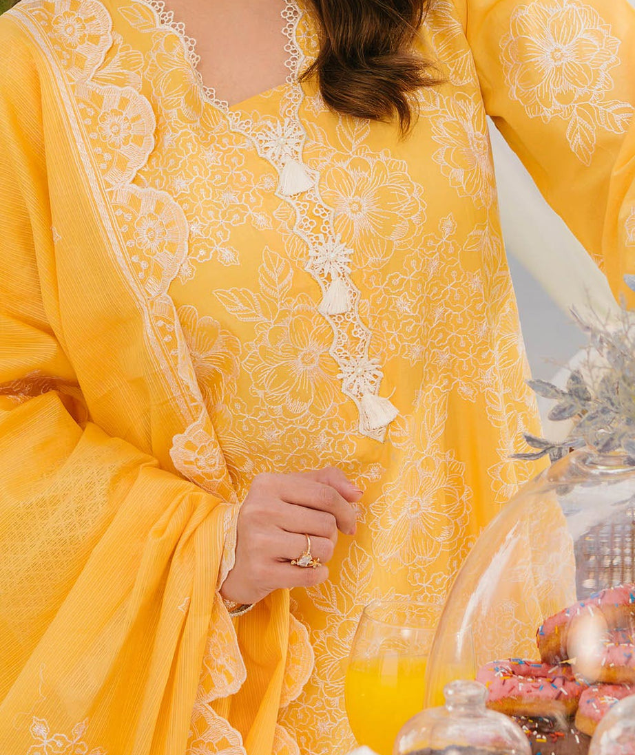 Gul Ahmed Summer Lawn'25 DN#52001-A