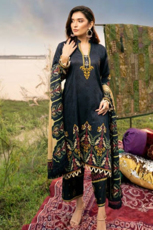 Noorma Kaamal Wintry linen'21 D#3