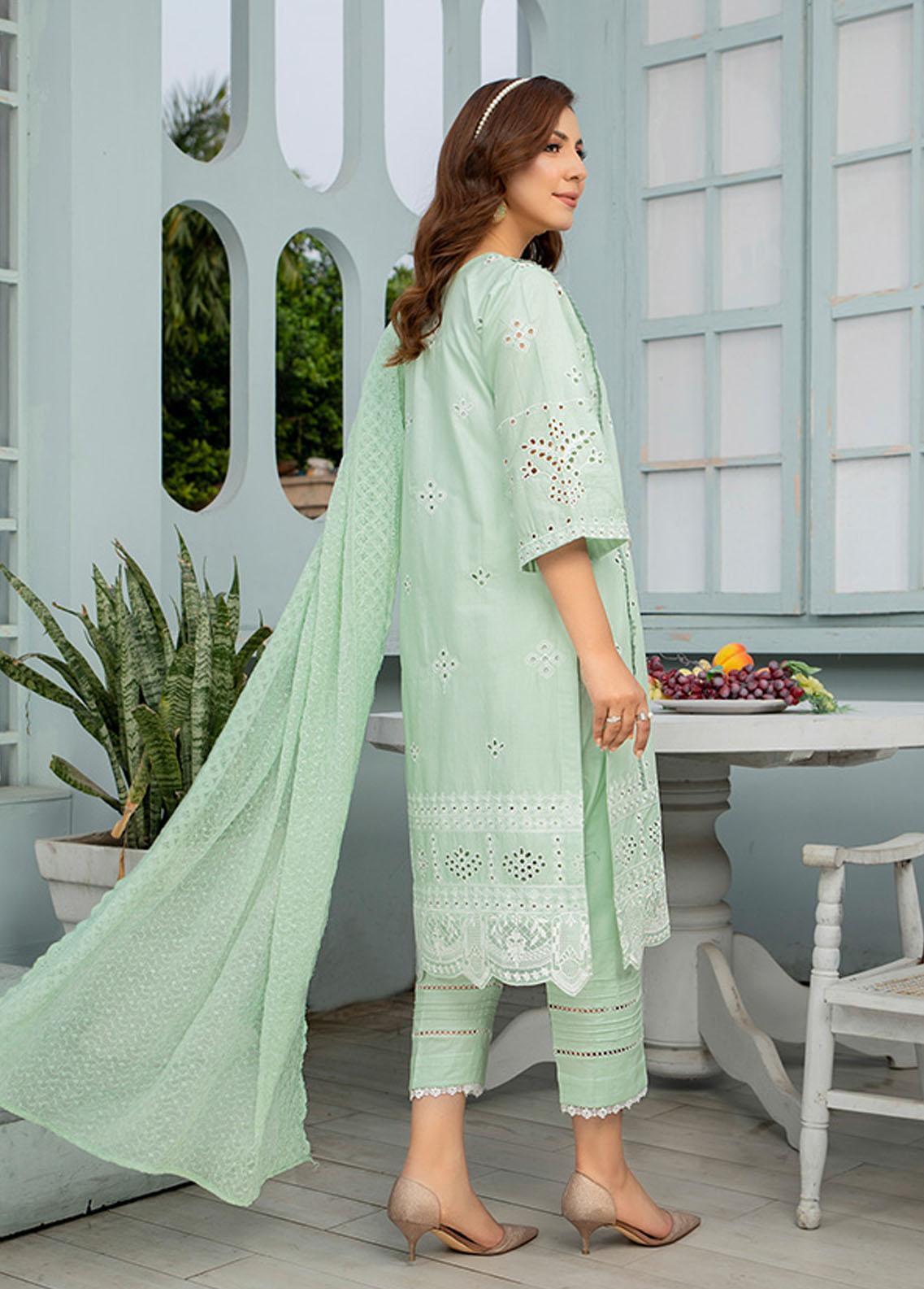 Noorma Kaamal Festive Lawn`23 D#01