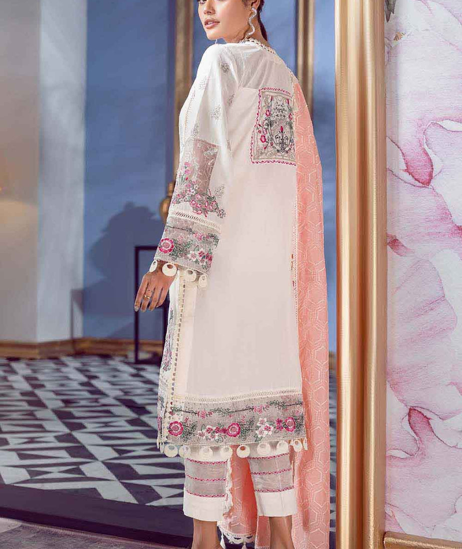 Gul Ahmed Summer`22 PC-22002