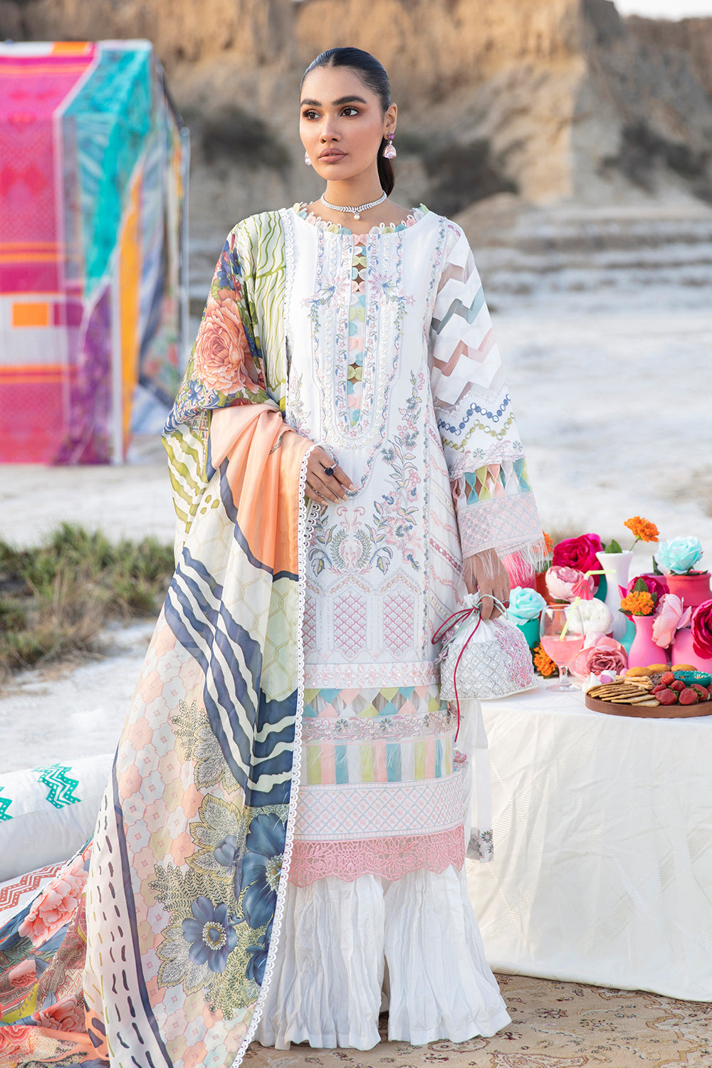 Faixa Faisal By Ittehad Luxury Lawn'22 LL#15 POONAM