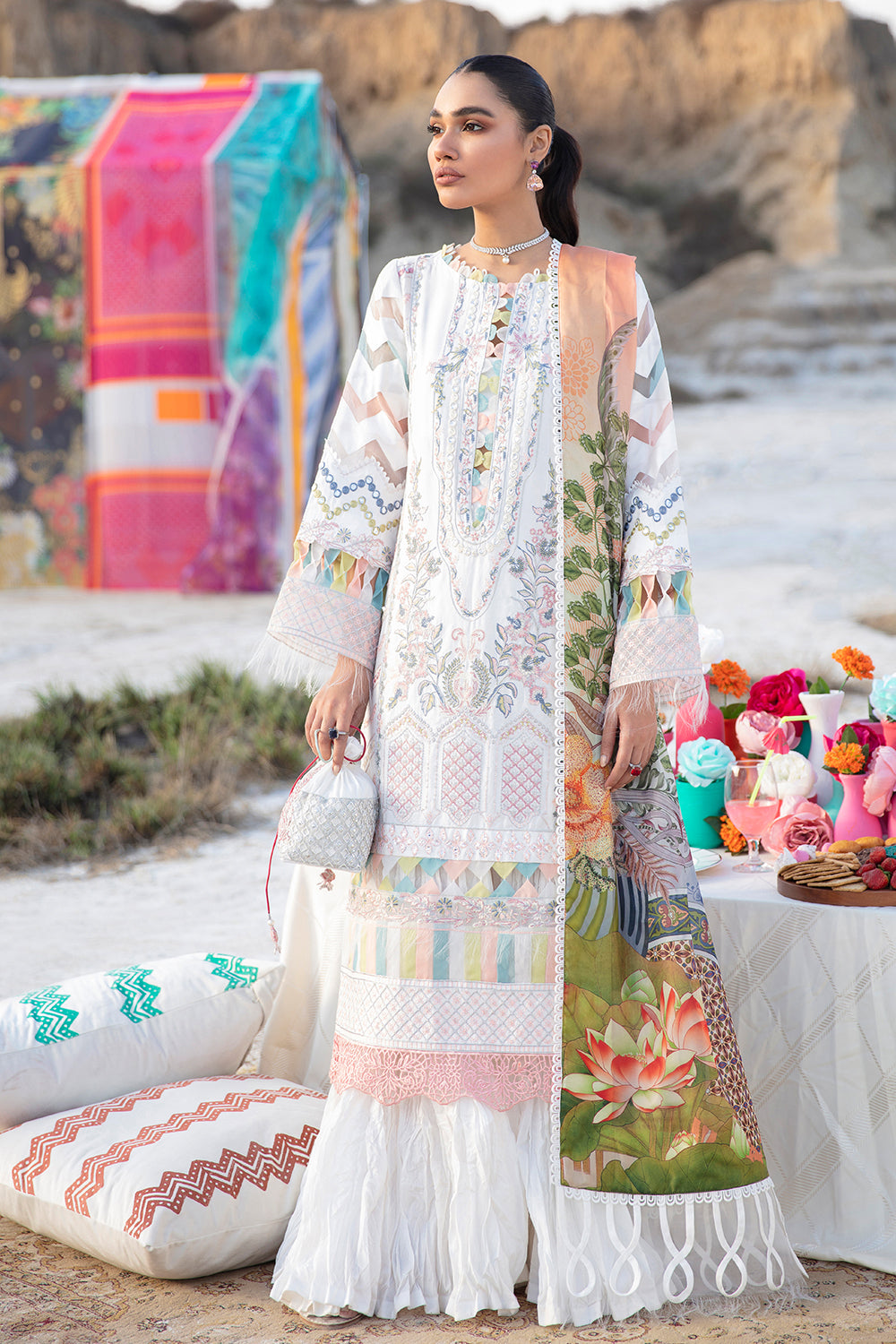 Faixa Faisal By Ittehad Luxury Lawn'22 LL#15 POONAM