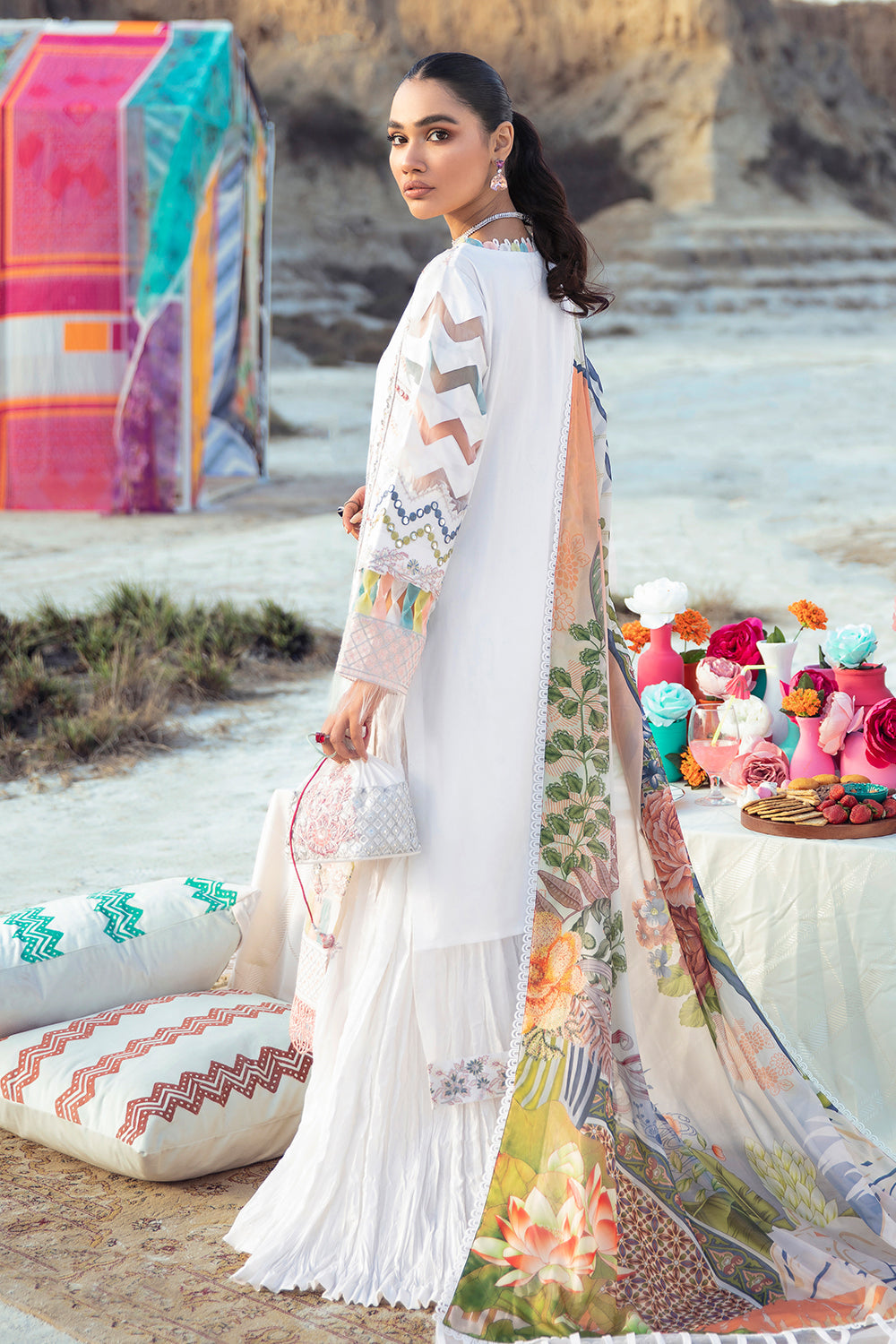 Faixa Faisal By Ittehad Luxury Lawn'22 LL#15 POONAM