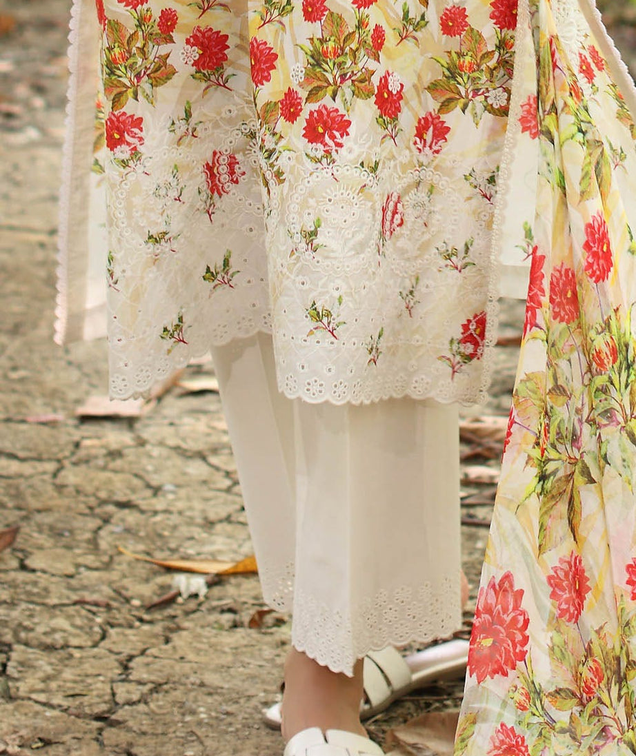 Gul Ahmed Summer Lawn'25 PR#52006-A