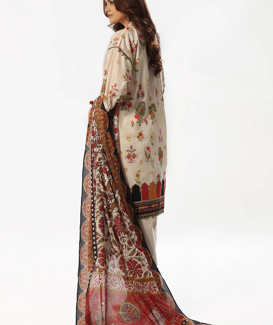 Gul Ahmed Summer Lawn'25 CL#52390