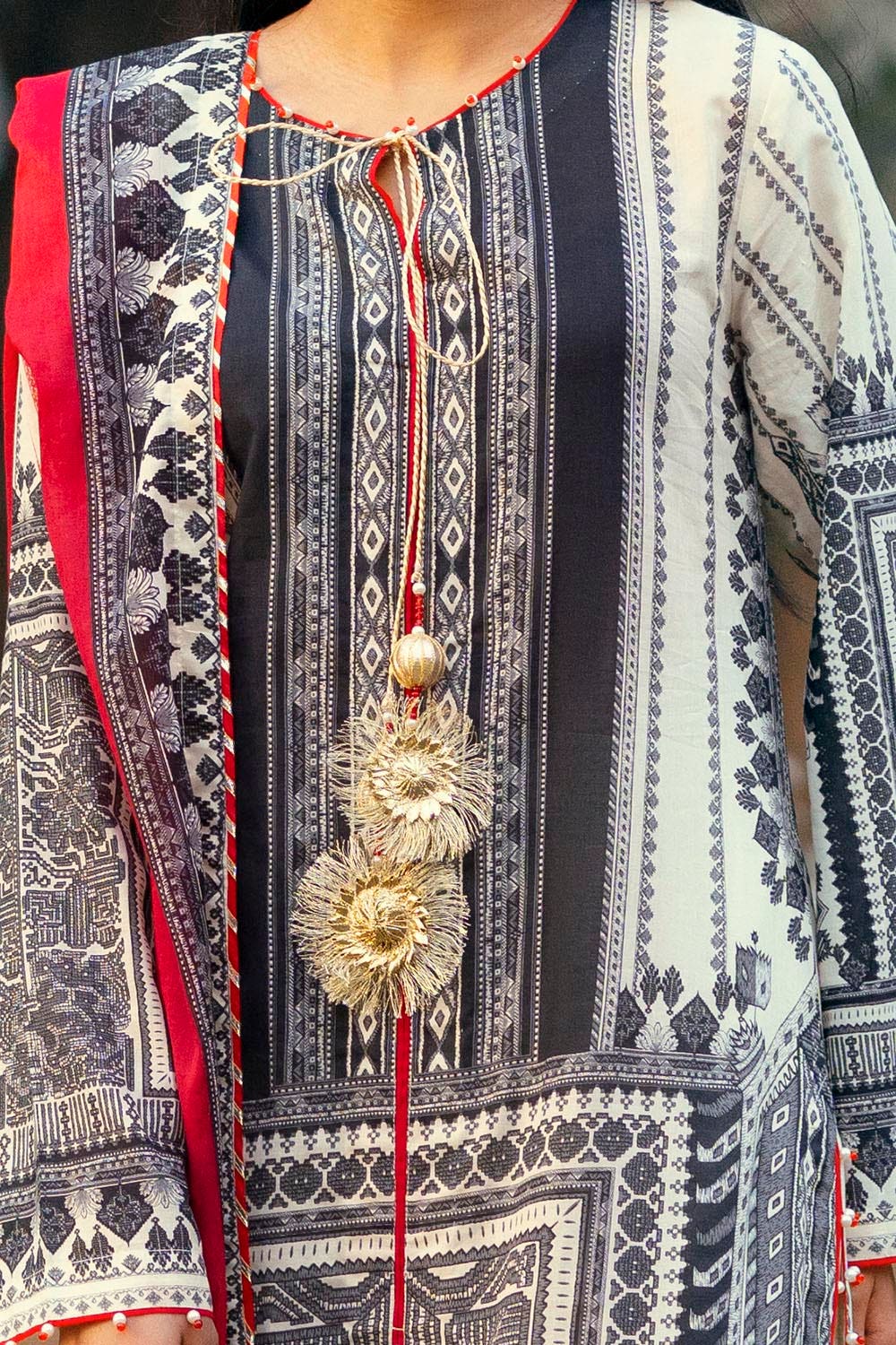 Gul Ahmed Summer Lawn'25 CL#52079-A