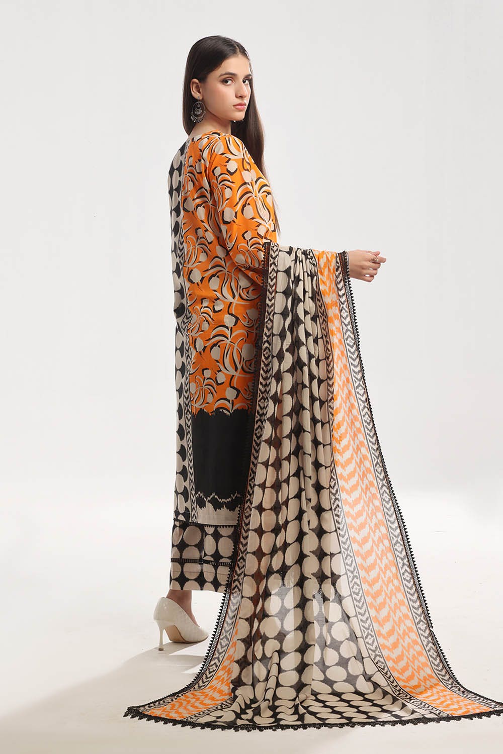 Gul Ahmed Summer Lawn'25 CL#52527