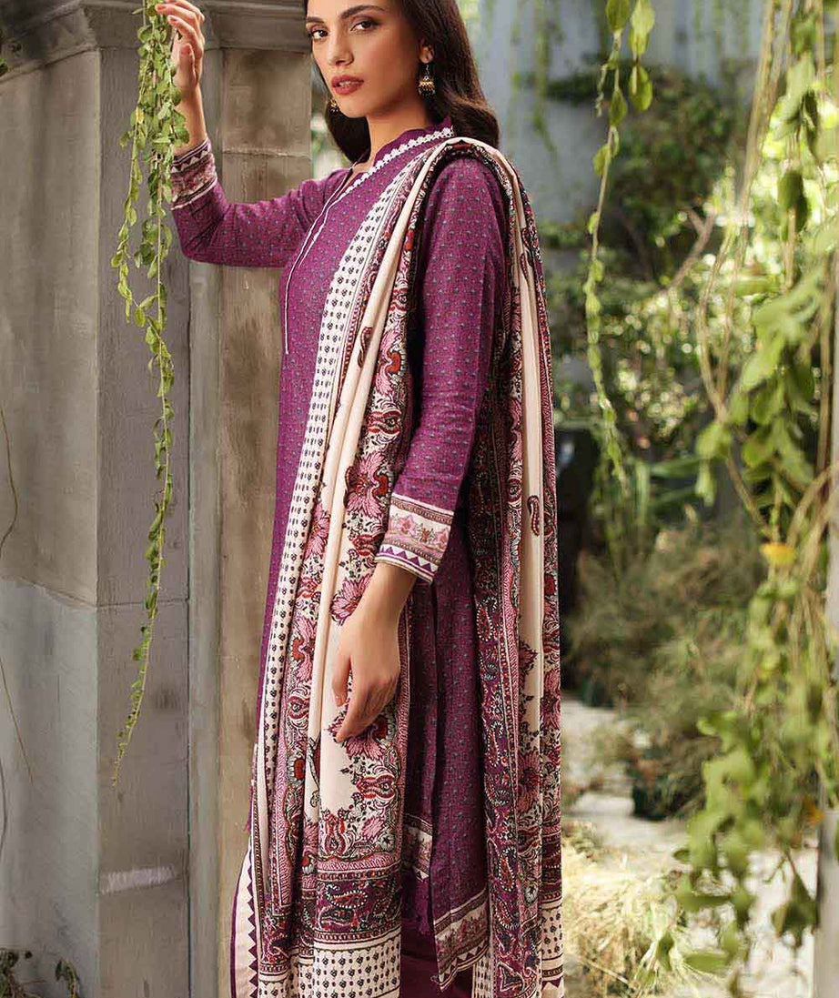 Gul Ahmed Winter Collection`22 AY#12034-A