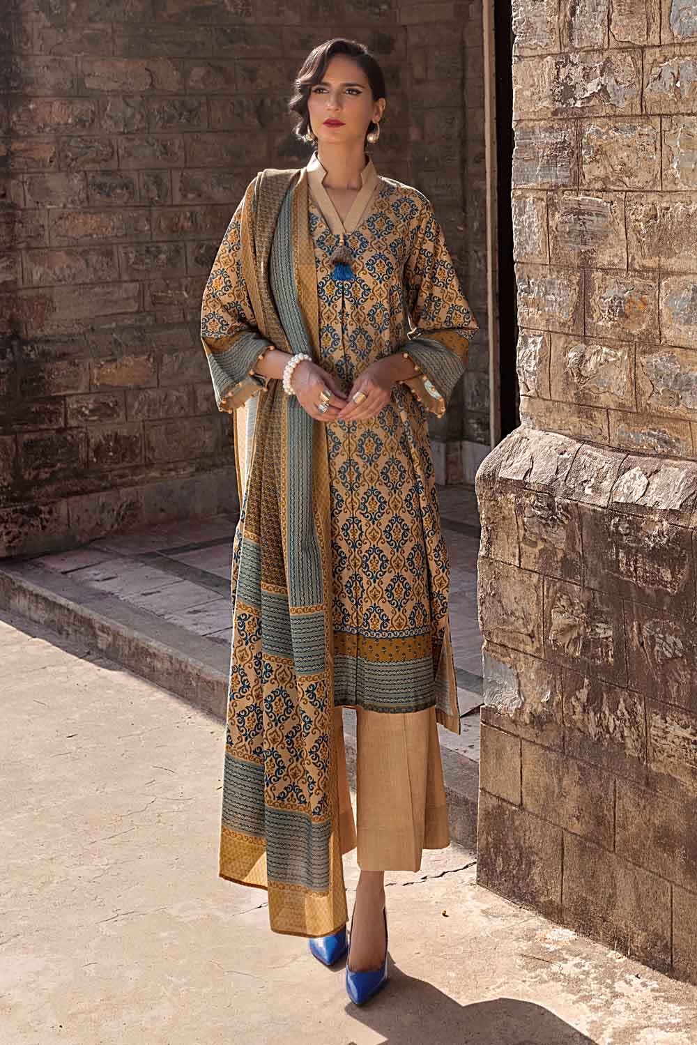 Gul Ahmed Winter Collection`21 CS # 12002 B