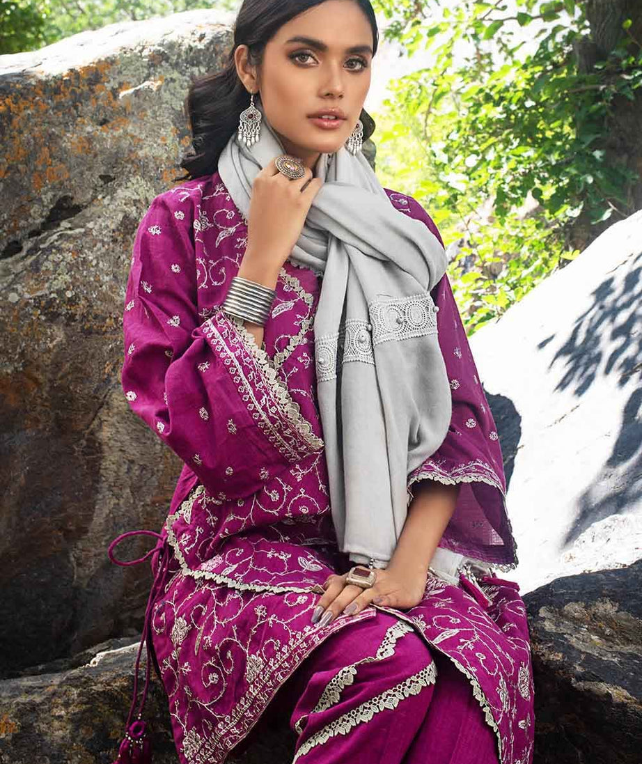 Gul Ahmed Winter Collection`22 AP#12031