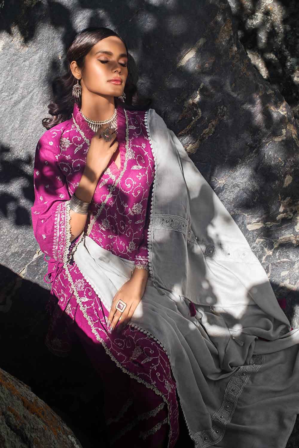 Gul Ahmed Winter Collection`22 AP#12031