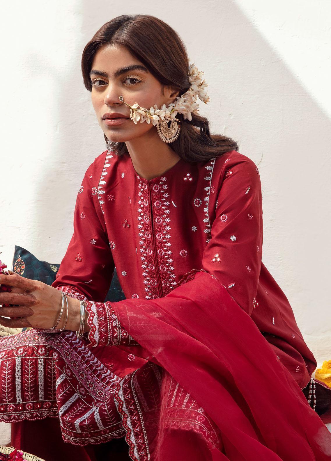 Raqs Ayzel Festive Emb Lawn'23 AZL#02