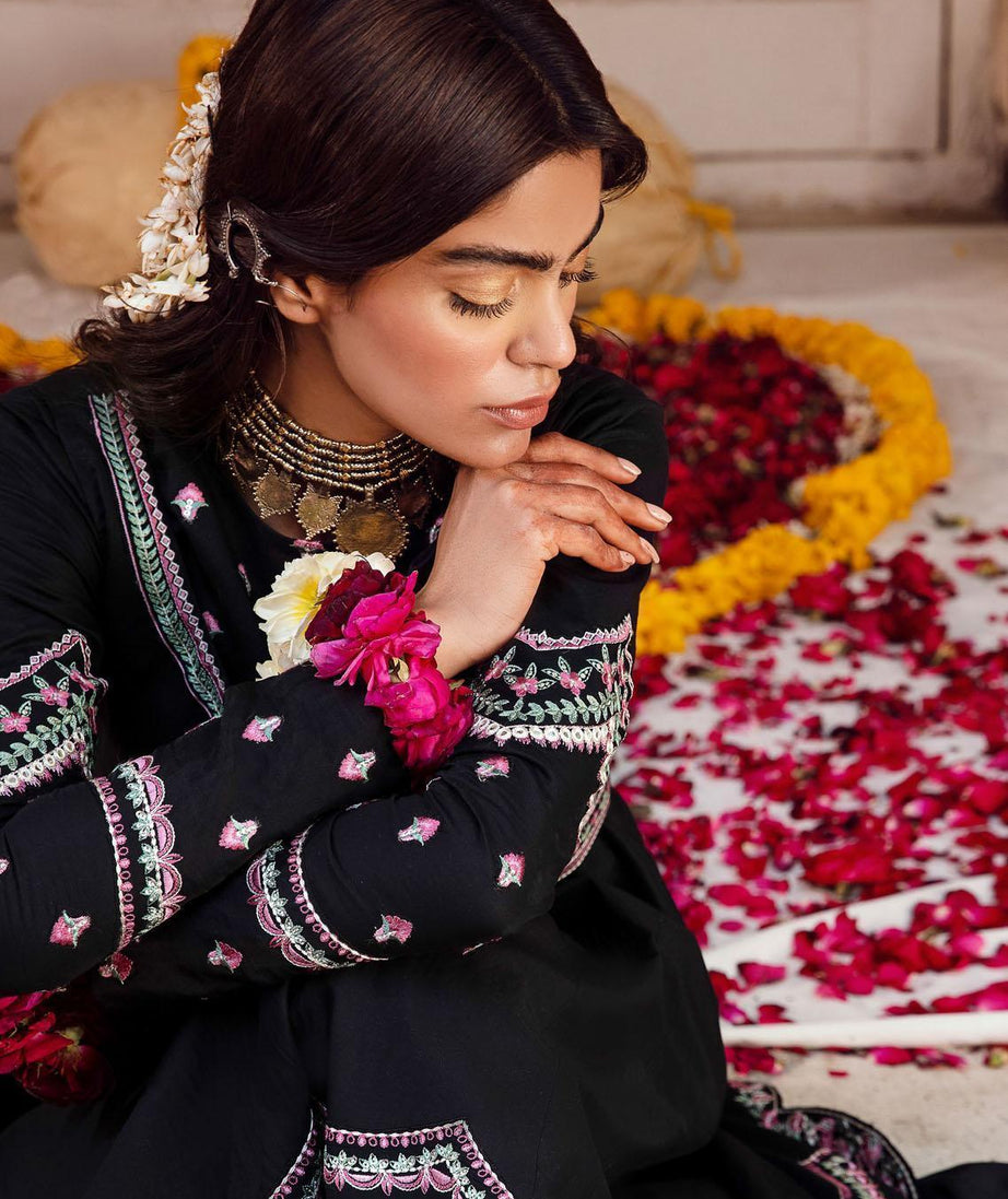 Raqs Ayzel Festive Emb Lawn'23 AZL#10