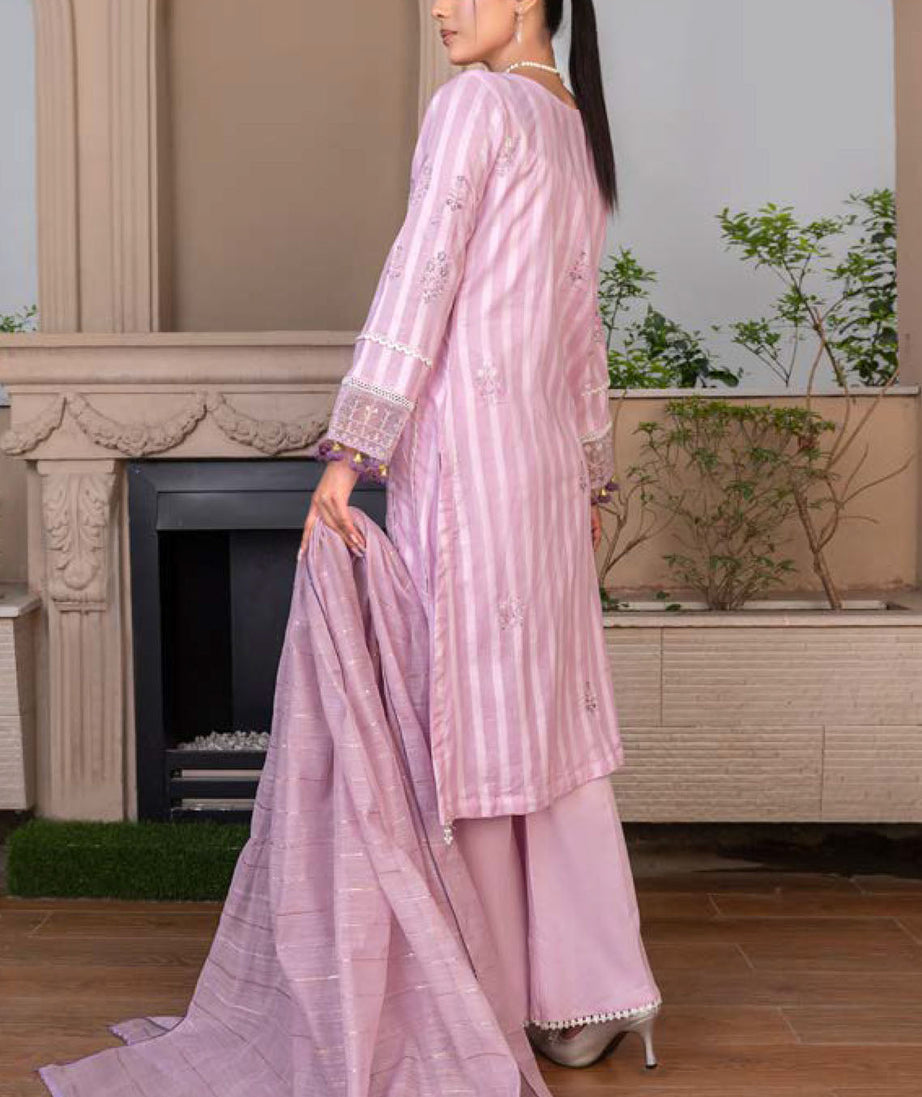 Noor Jahan R/Qamar Emb Lawn'24 (L Purple)