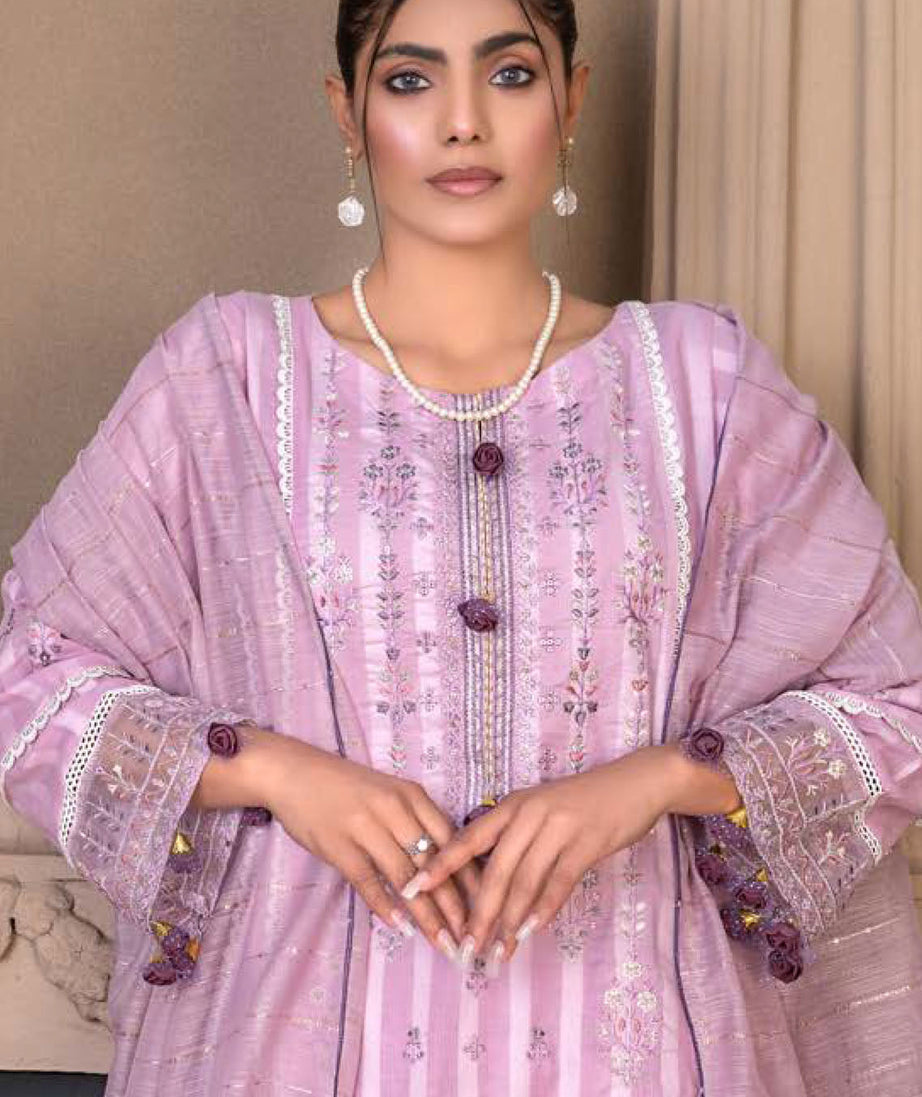 Noor Jahan R/Qamar Emb Lawn'24 (L Purple)