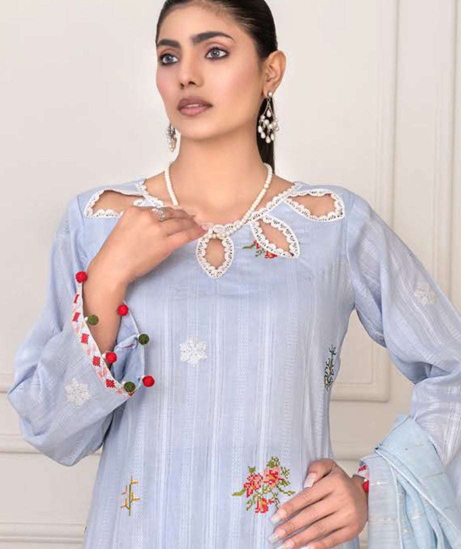 Noor Jahan R/Qamar Emb Lawn'24 (S Blue)