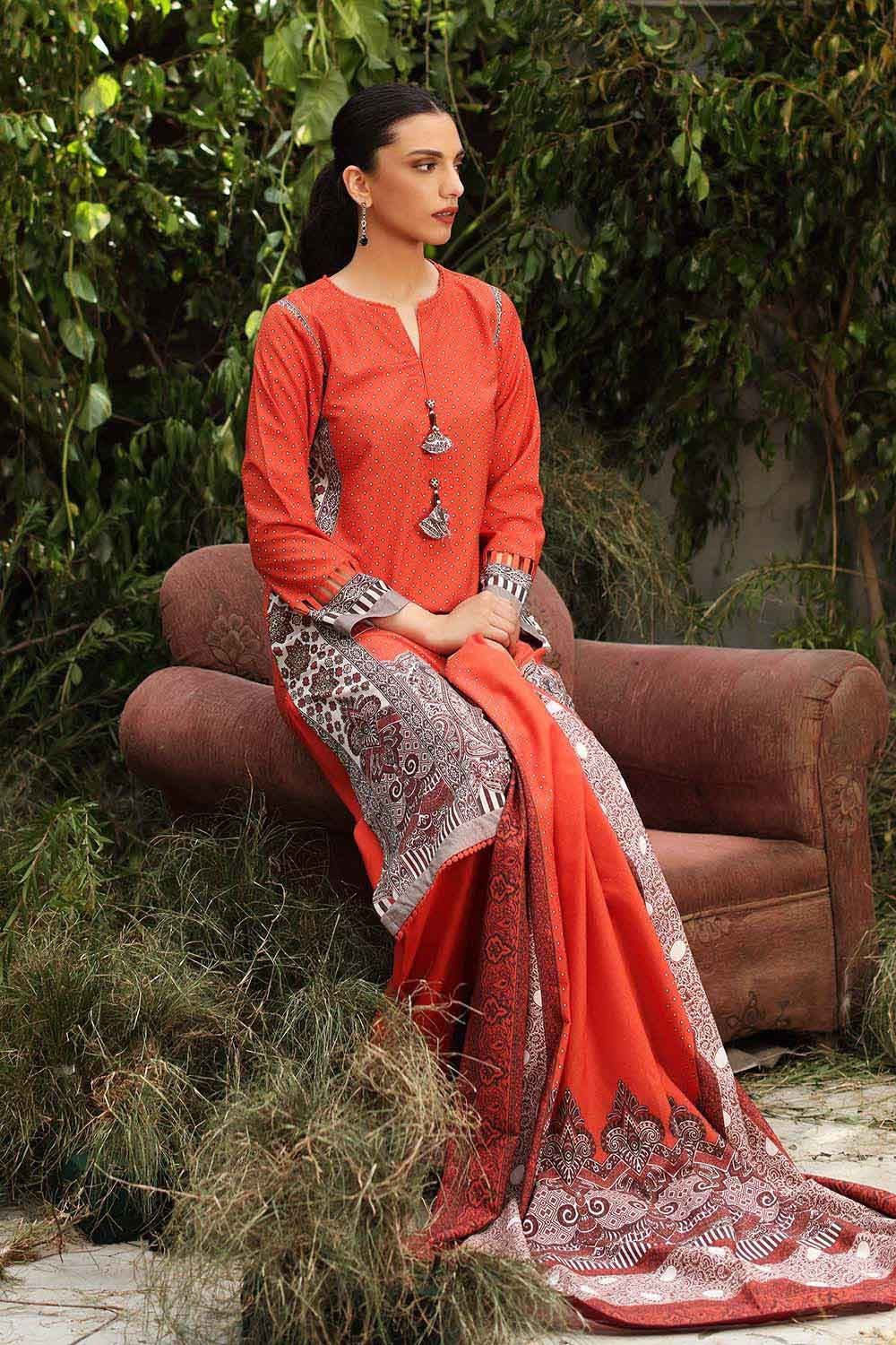 Gul Ahmed Winter Collection`22 AY#12022-A