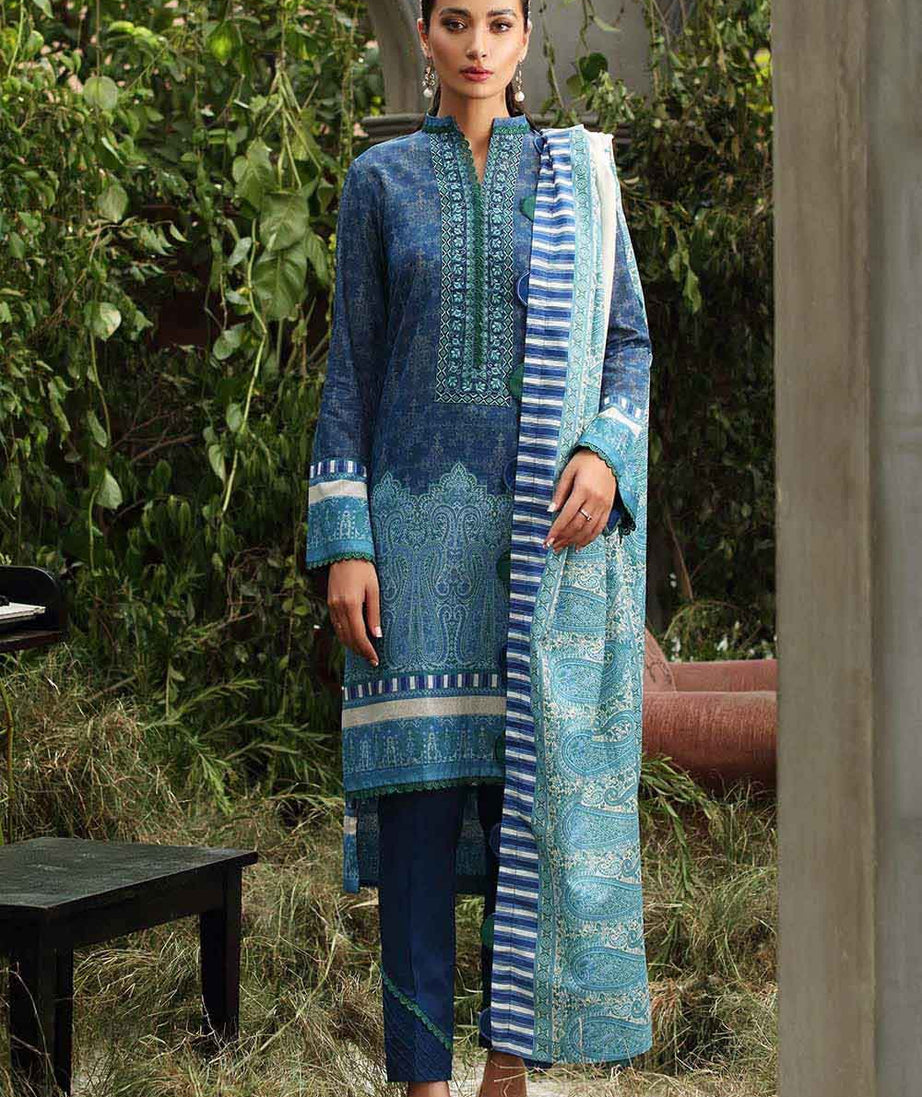 Gul Ahmed Winter Collection`22 AY#12020