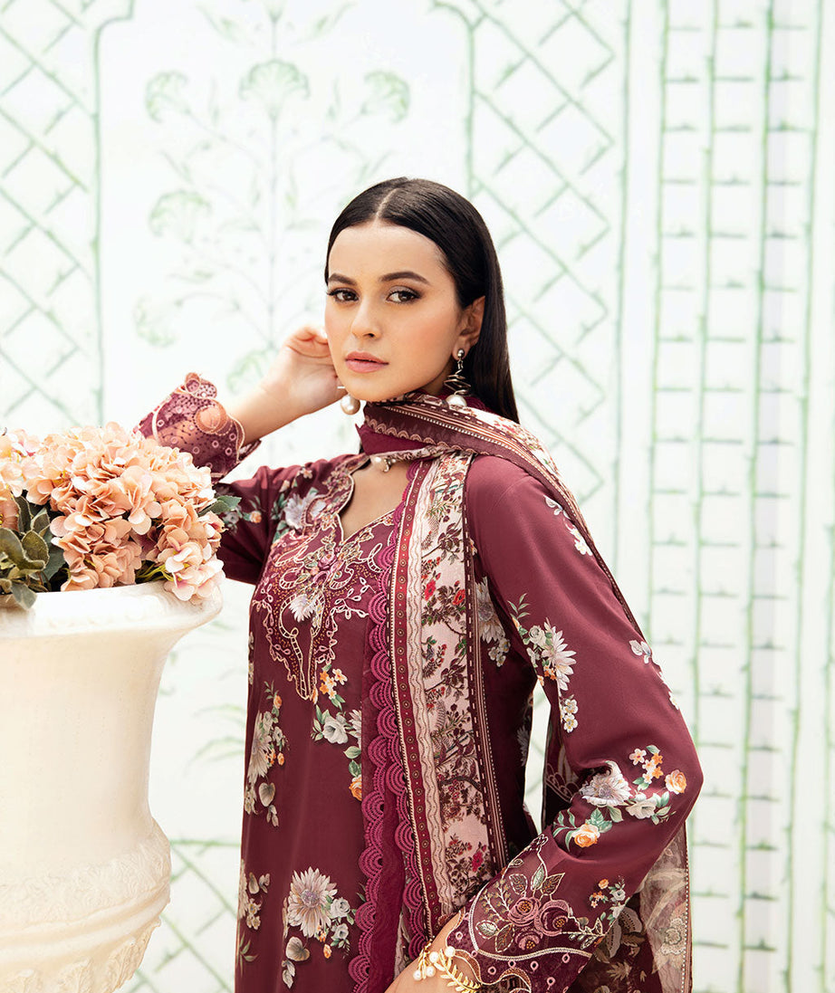 Ramsha Rangrez L/Lawn'25 Vol-6 D#603