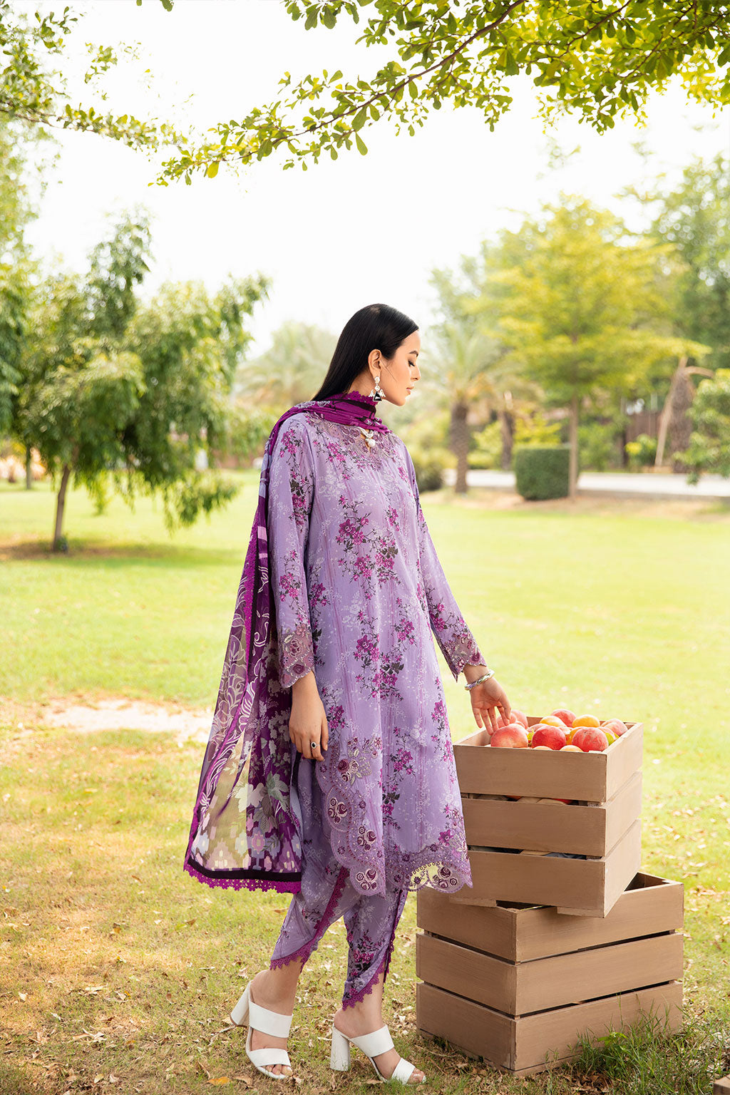 Ramsha Rangrez L/Lawn'25 Vol-6 D#606