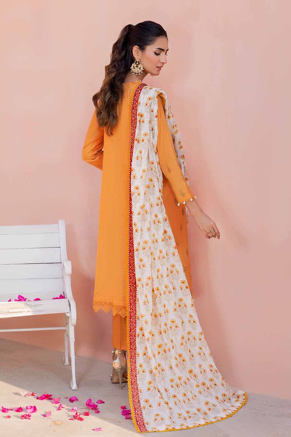 Gul Ahmed Lawn`23 CL#32143 A