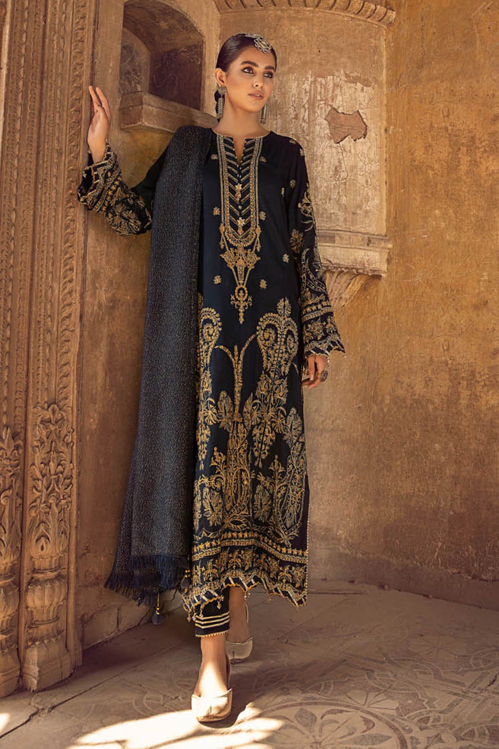 Gul Ahmed Winter Collection`22 AP#22018