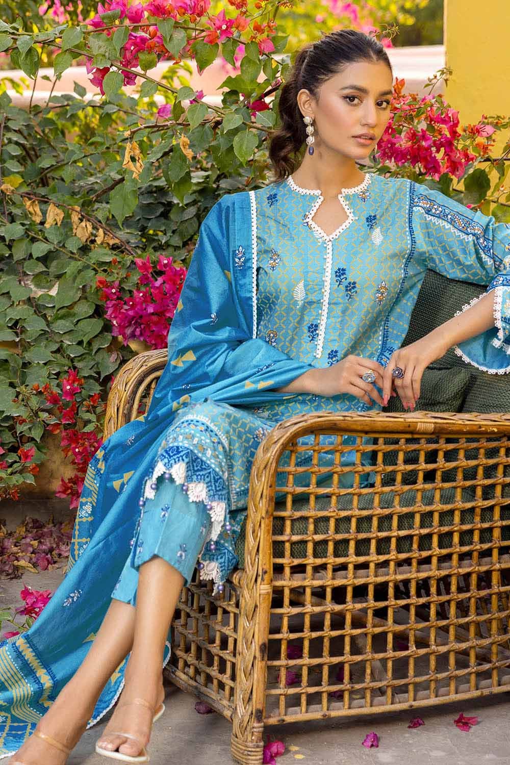 Gul Ahmed Lawn`23 CL#32120 A