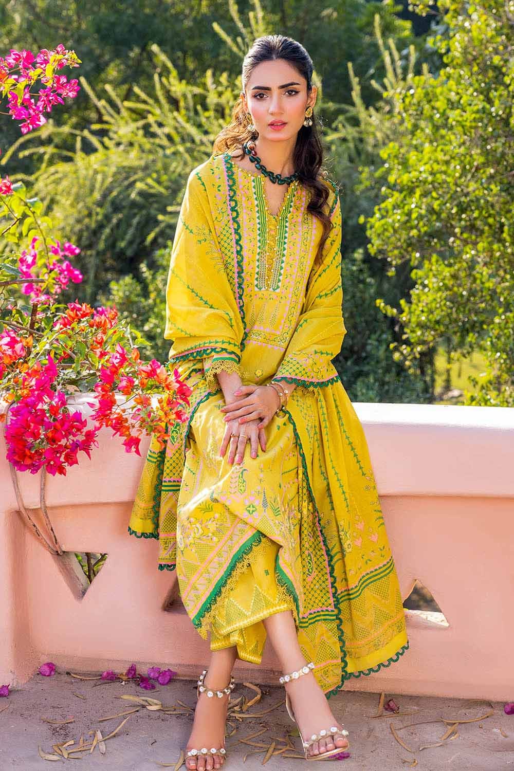 Gul Ahmed Lawn`23 CL#32121 A