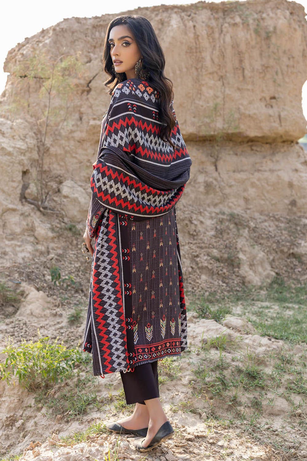 Gul Ahmed Winter Collection`22 LT#22011-A