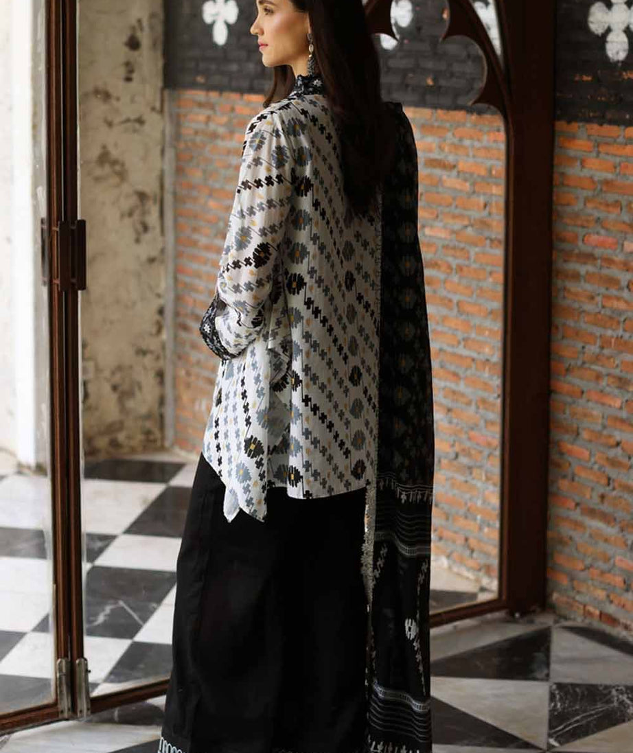 Gul Ahmed Lawn`23 B#32012 A