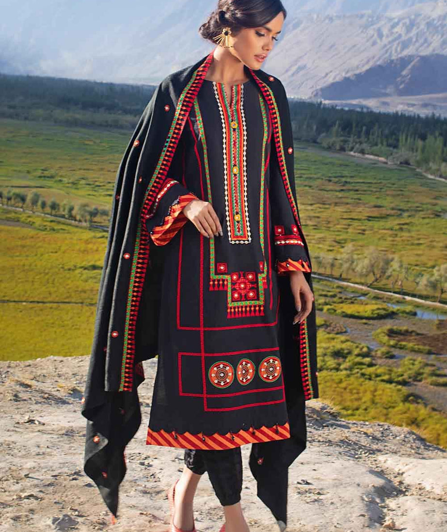Gul Ahmed Winter Collection`22 AP#12059