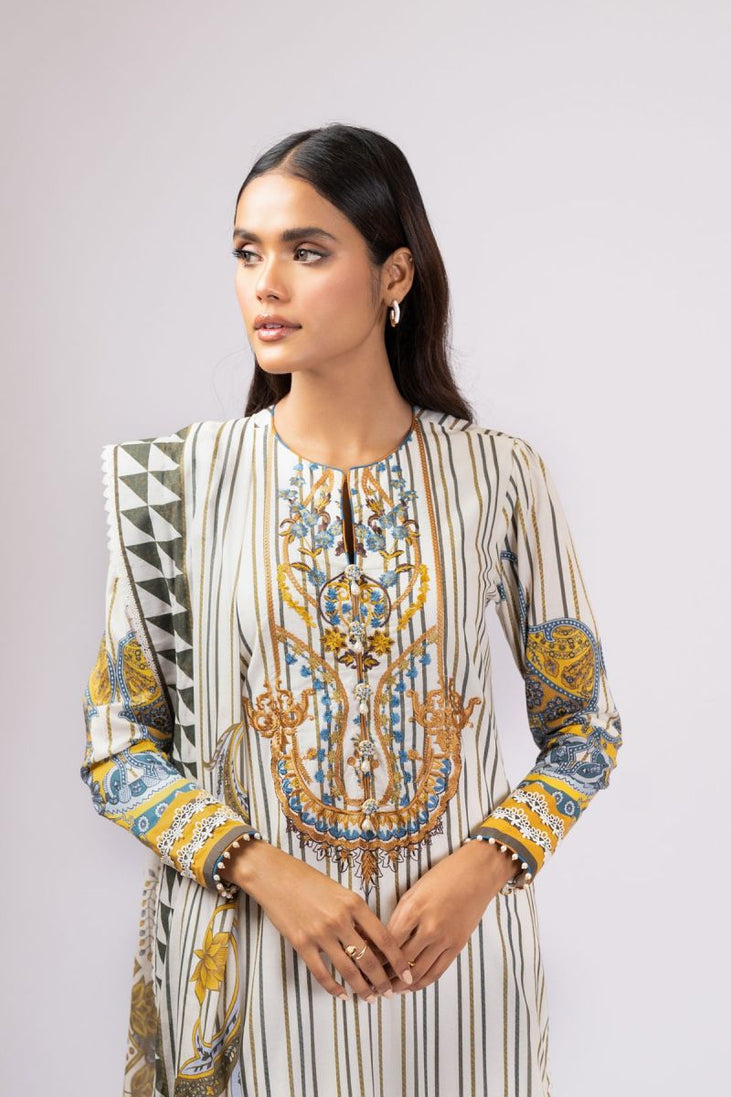 Al Karam Spring Summer`22 SS#10 Beige