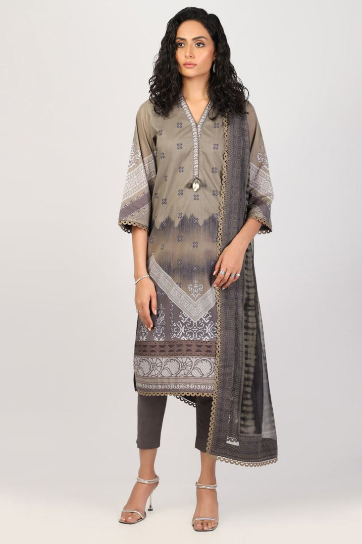 Al Karam Spring Summer`22 SS#25 Beige