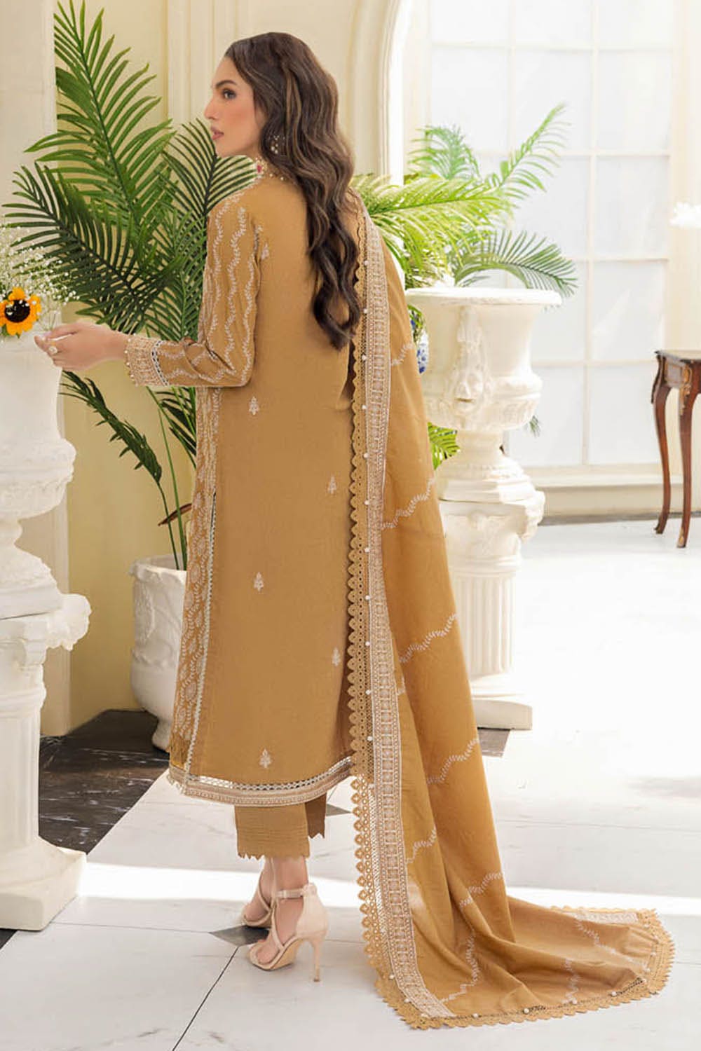 Gul Ahmed Winter Collection`22 AY#22005