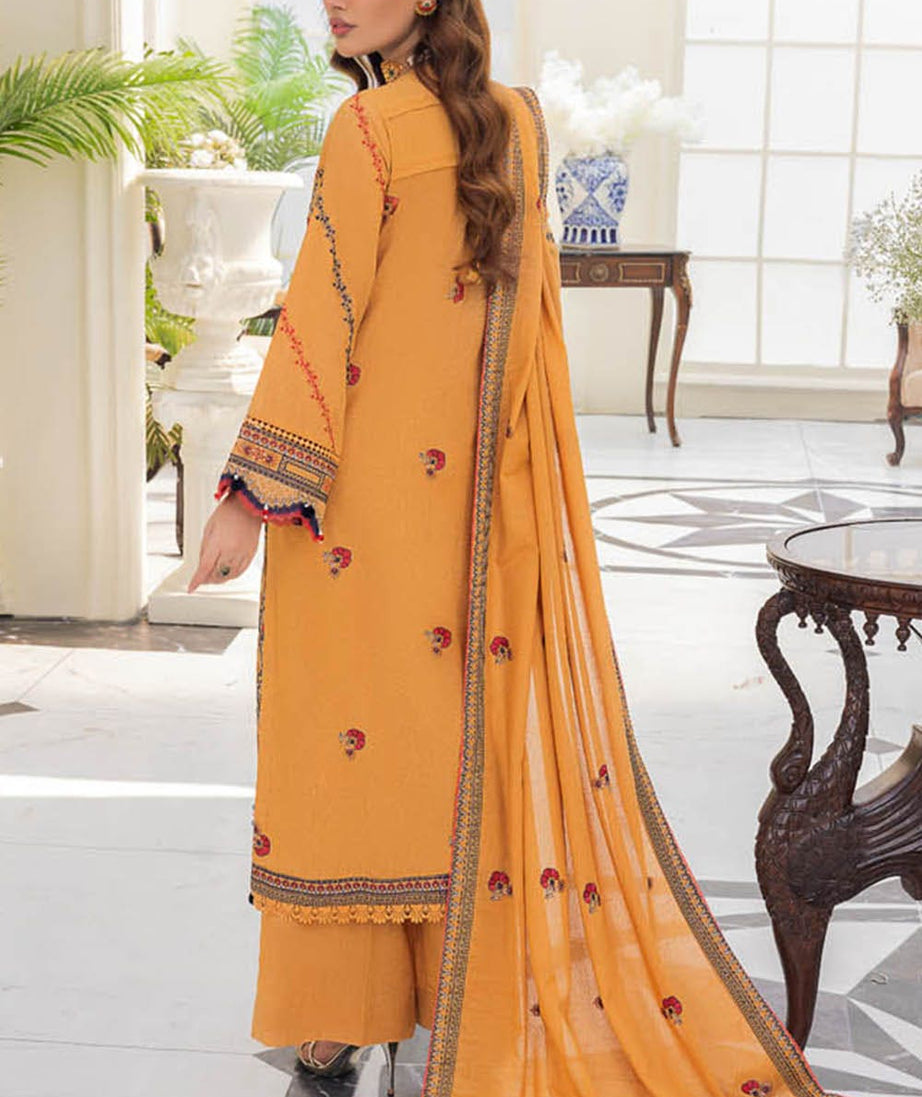 Gul Ahmed Winter Collection`22 AY#22011